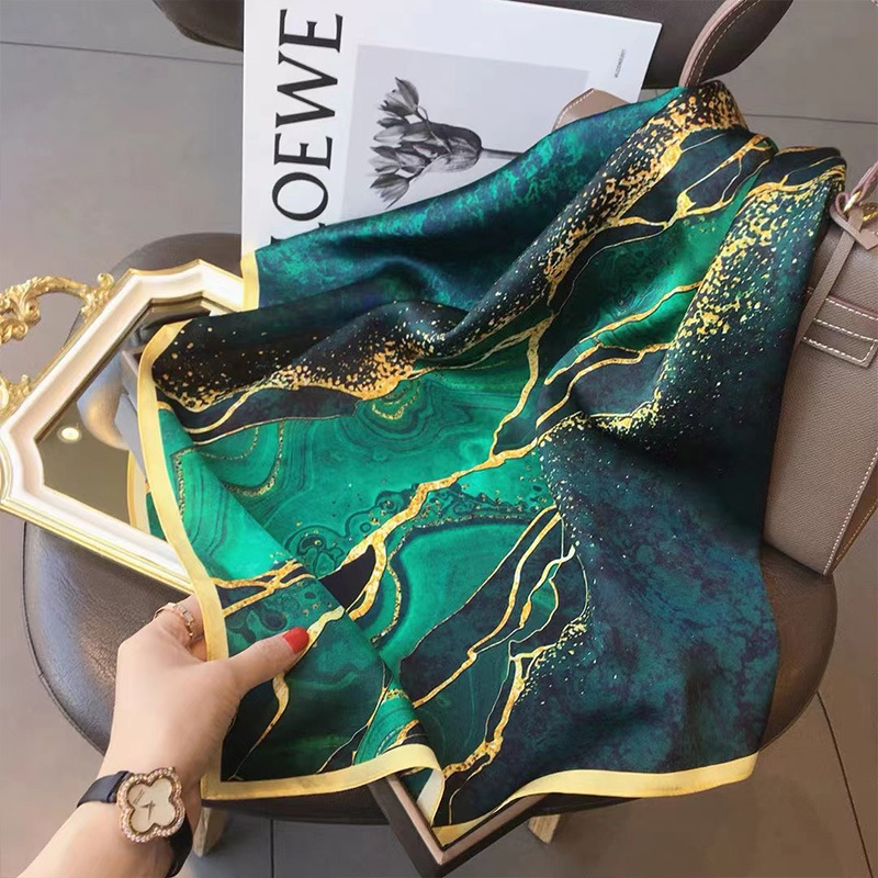 Scarf Silk Square - 70x70 cm femmes écharpe soie sentiment