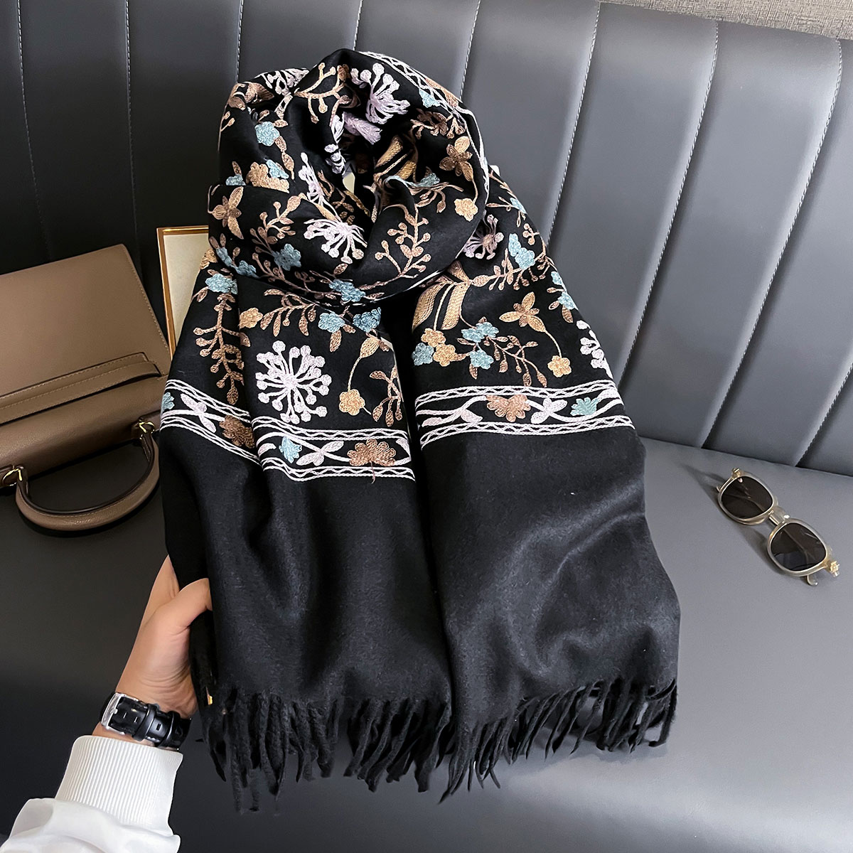 Écharpe chaude en cachemire po - Woven Scarf Blanket avis et prix
